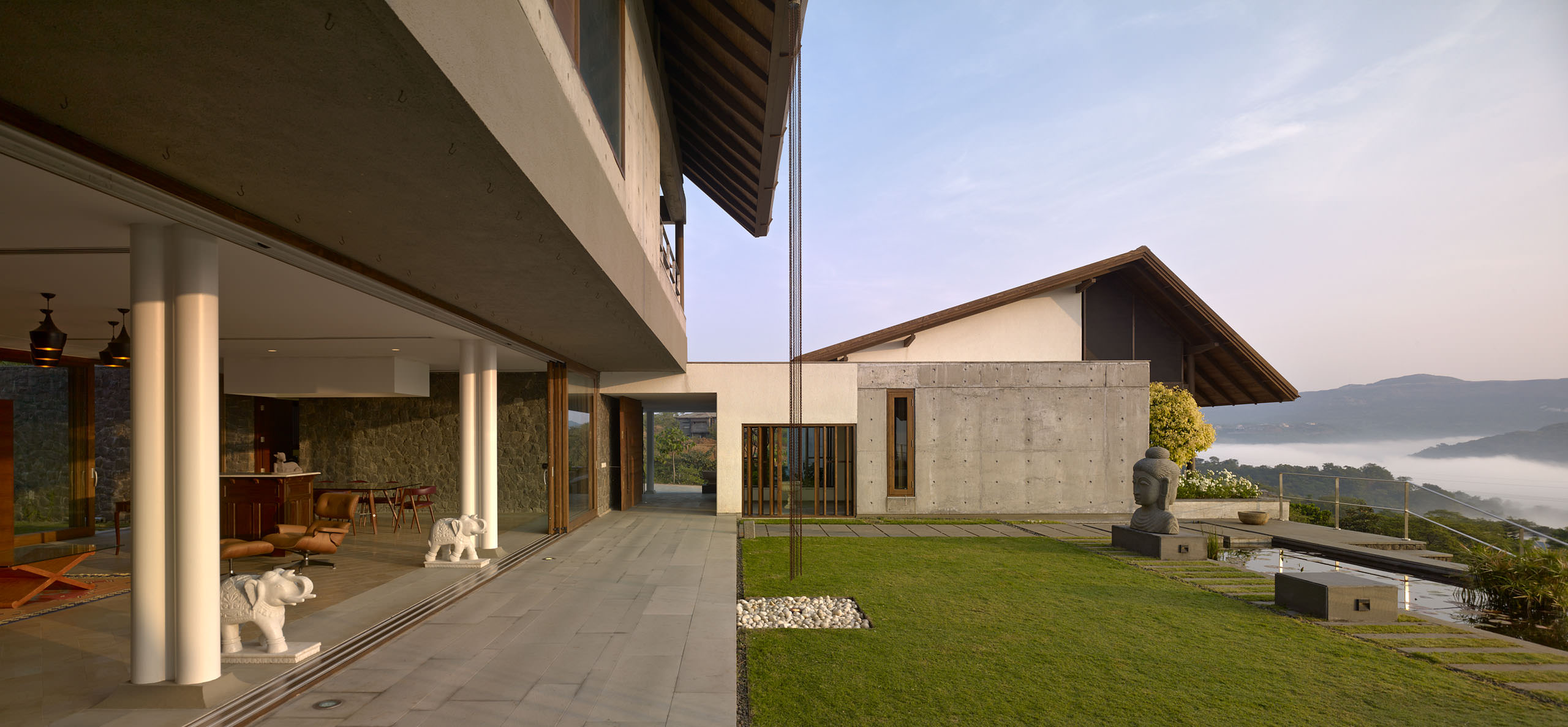 E14489 Alpa 042189p j2560